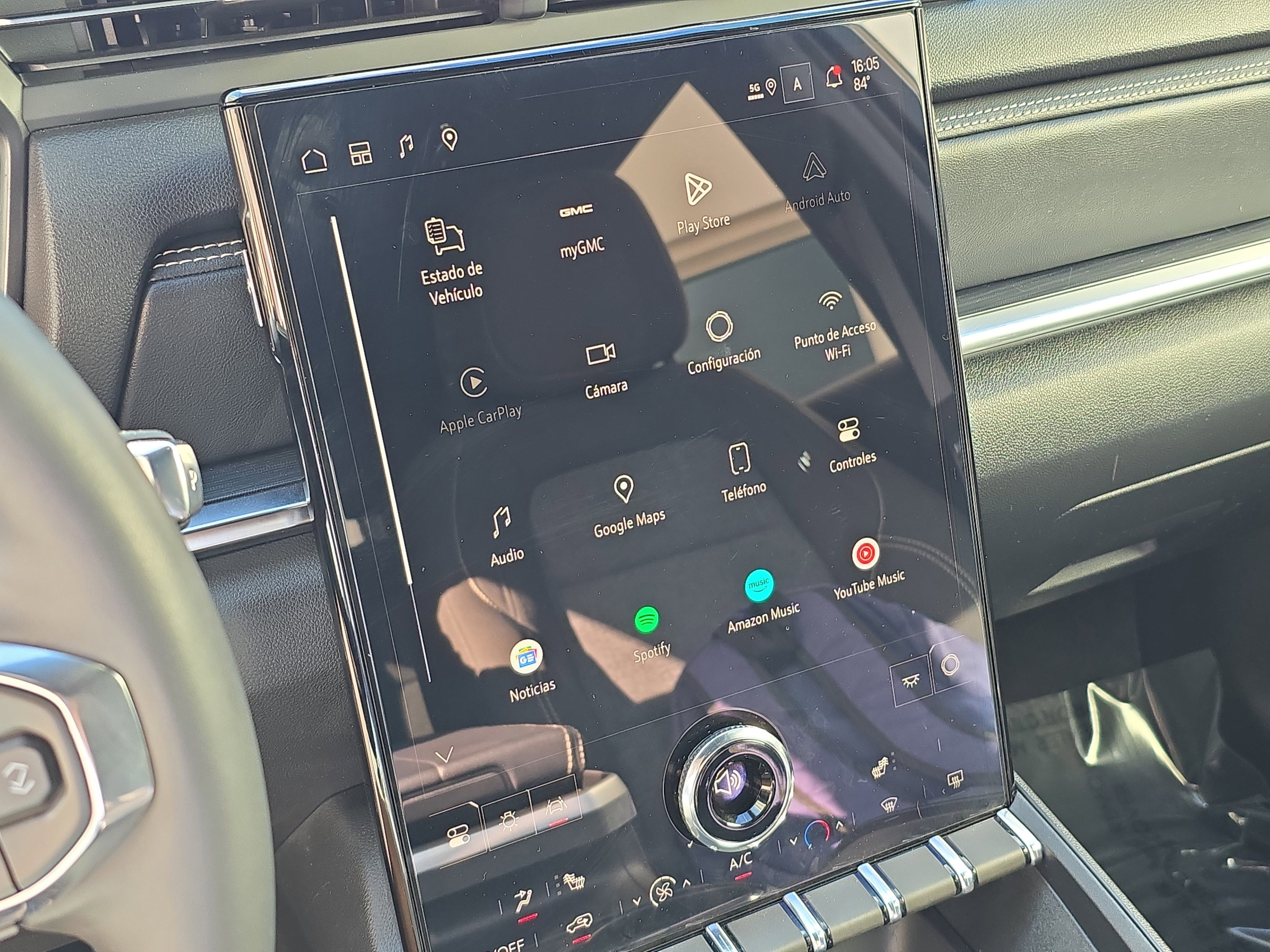 Used 2026 GMC Terrain Elevation image 21