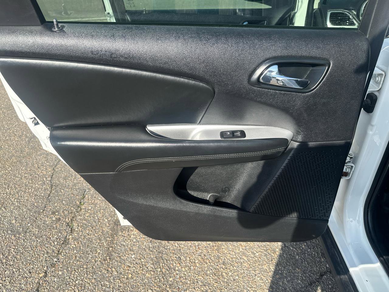 Used 2015 Dodge Journey American Value Package w/ Flexible Seating Group image 17