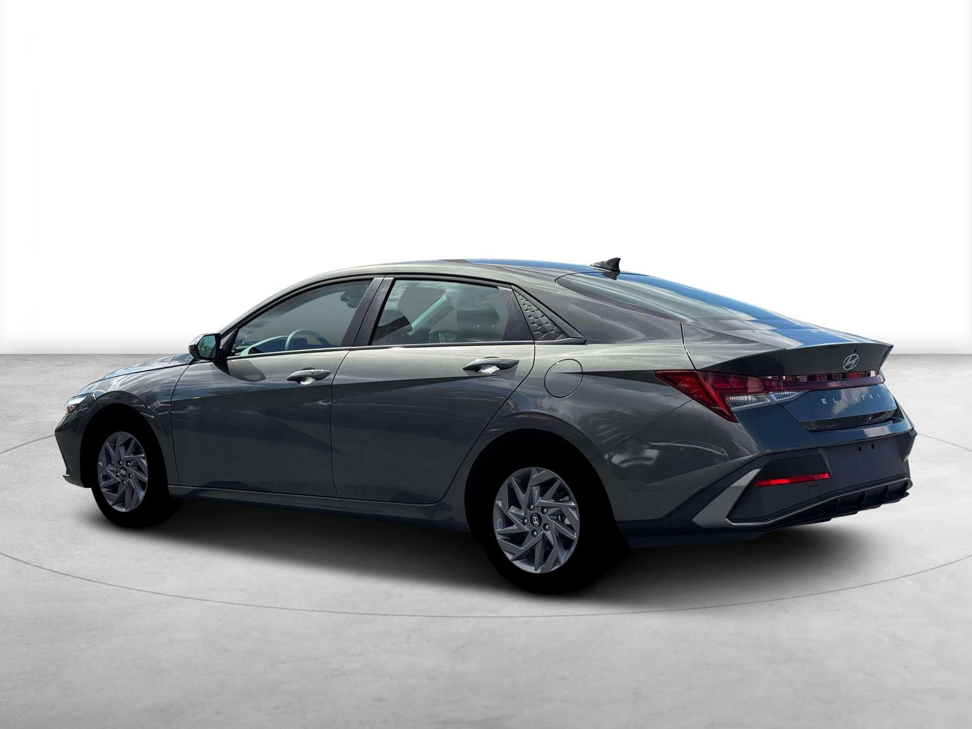 New 2026 Hyundai Elantra Blue image 4