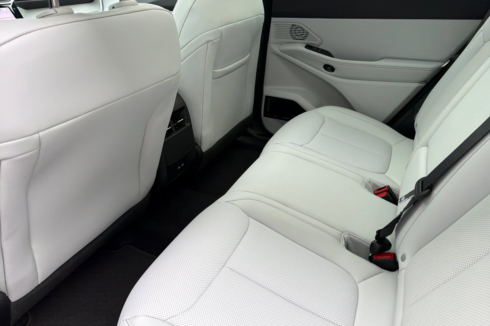 New 2026 Jeep Cherokee Limited image 10