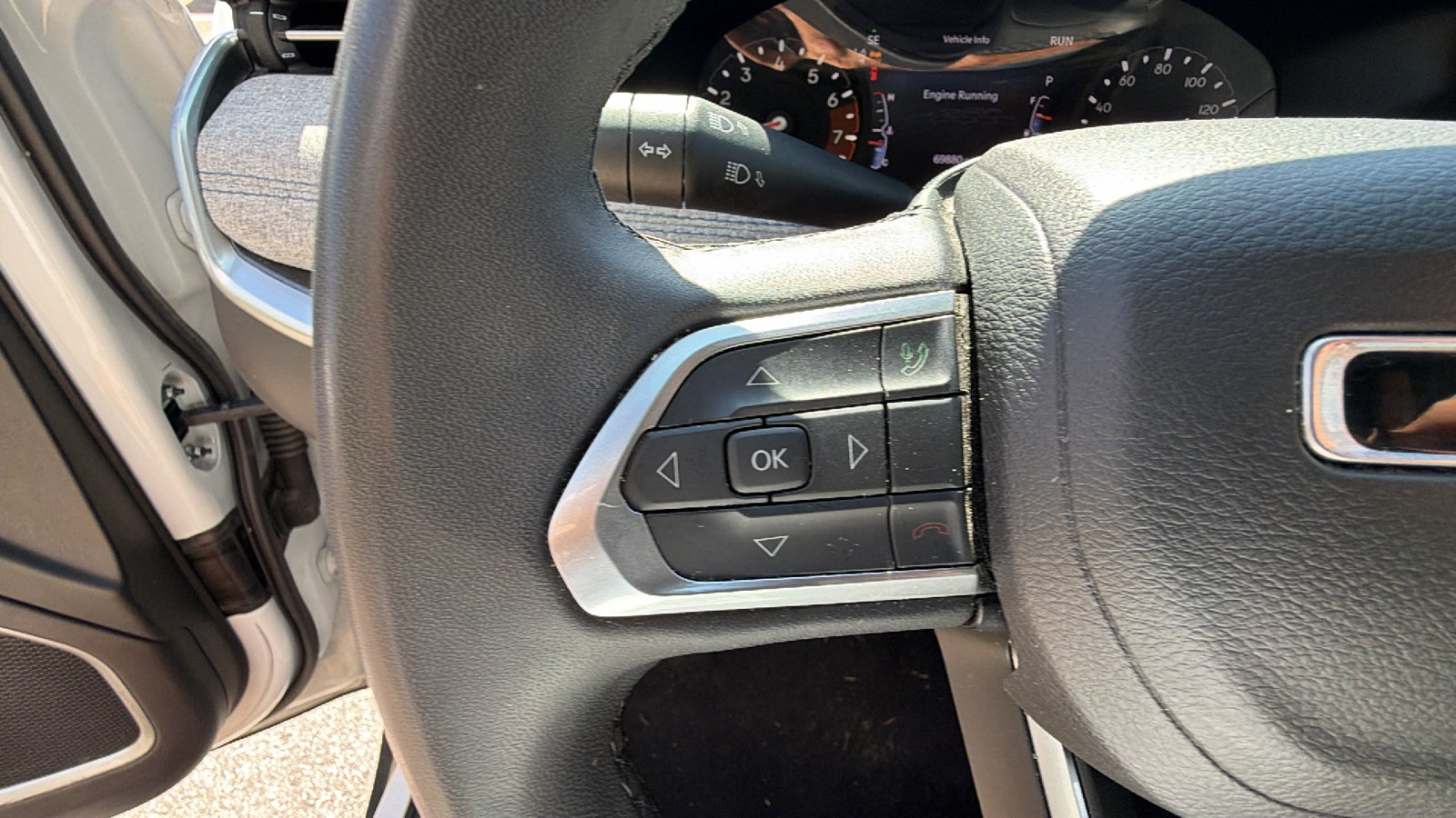 Used 2024 Jeep Compass Latitude AWD/4WD image 27