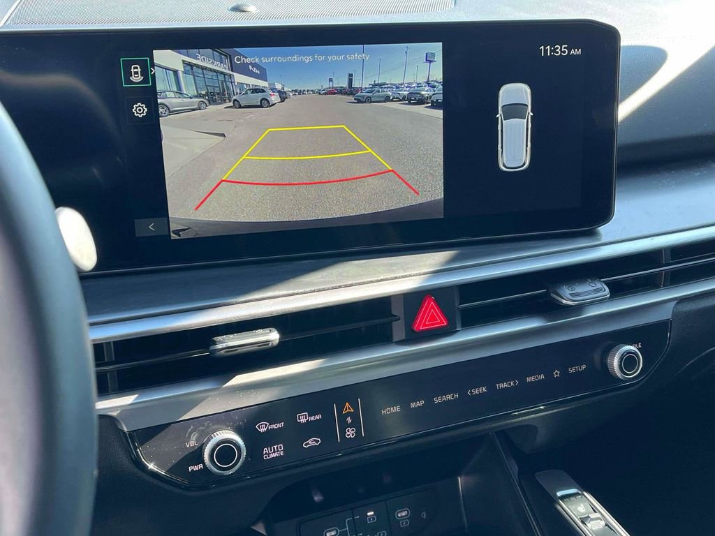Certified 2025 Kia Sorento S w/ Panoramic Sunroof Package image 23