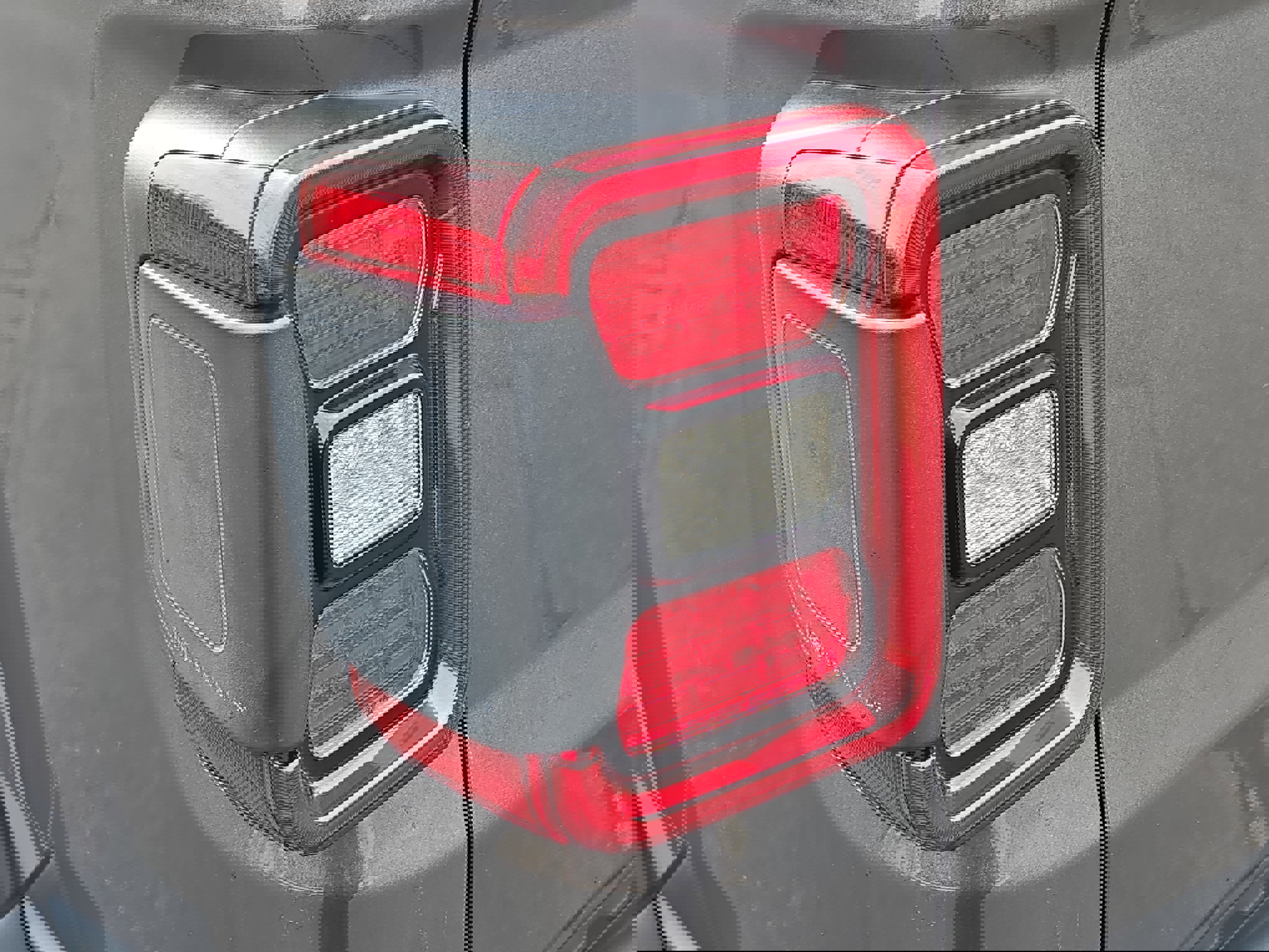 Used 2022 Jeep Gladiator Rubicon w/ LED Lighting Group image 32