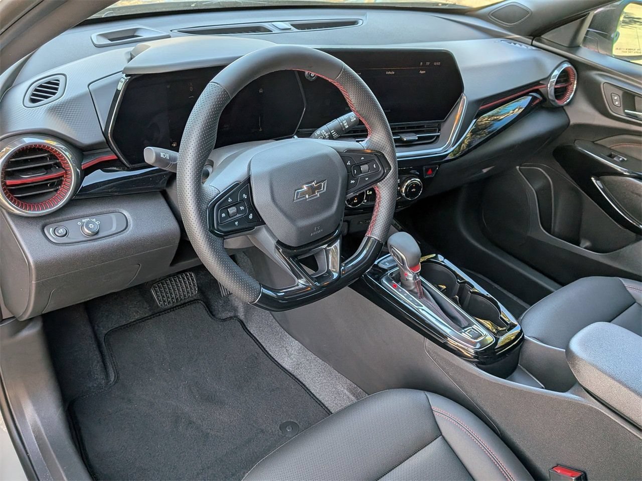 New 2026 Chevrolet Trax RS w/ Sunroof Package FWD image 12