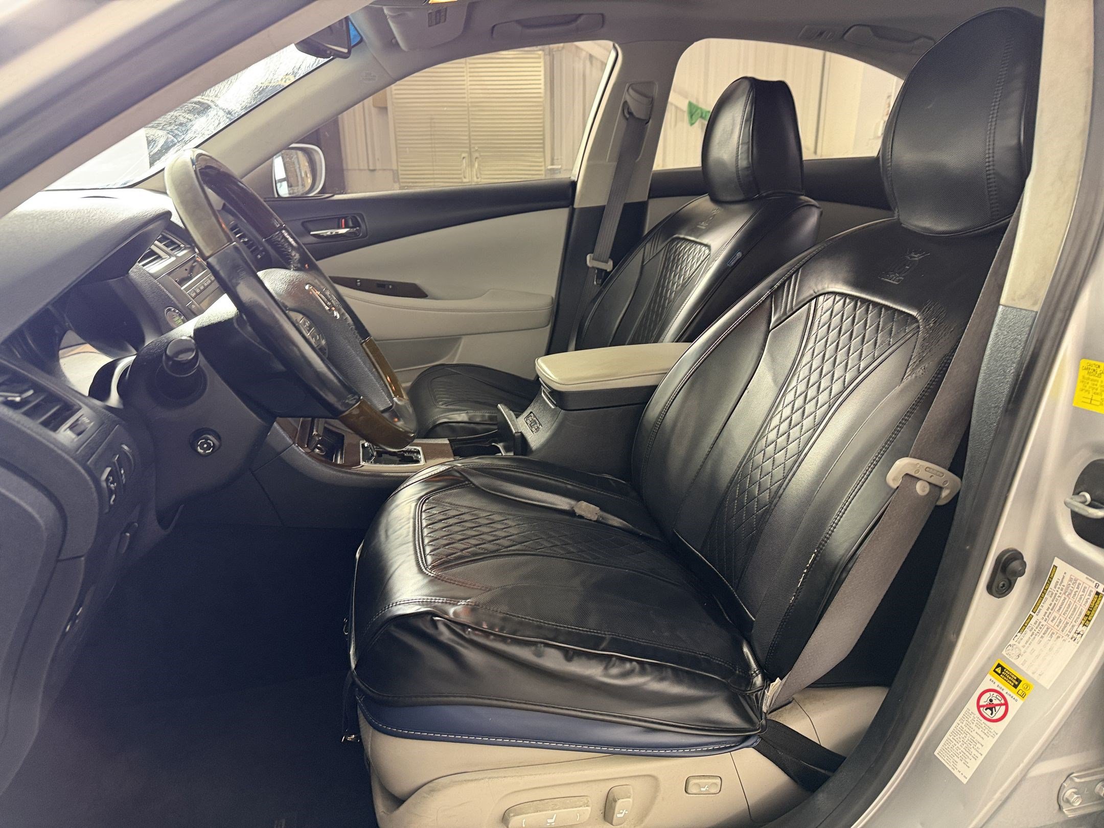 Used 2010 Lexus ES 350 FWD image 5