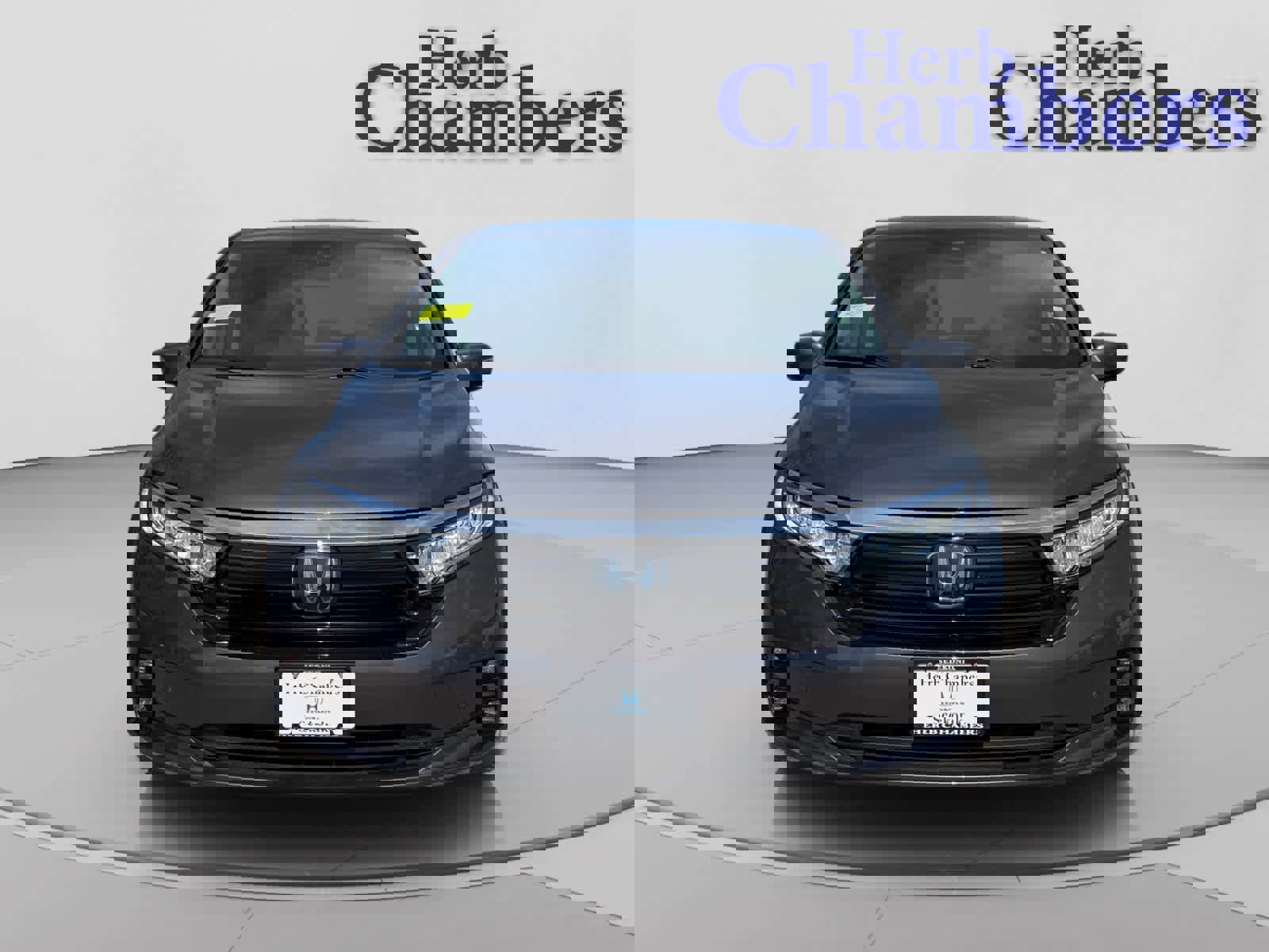 Used 2024 Honda Odyssey Elite image 2