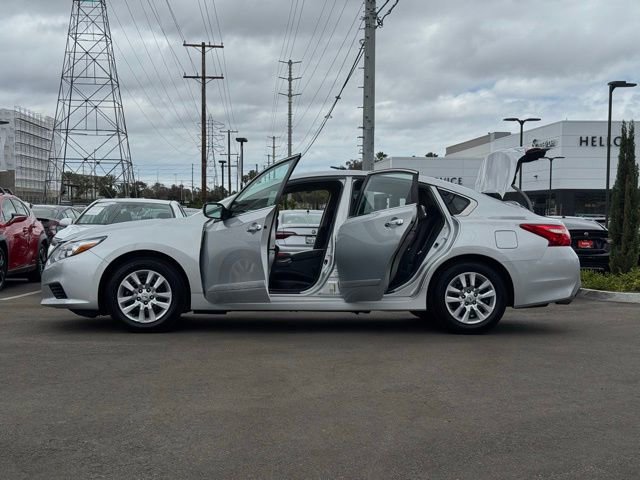 Used 2016 Nissan Altima 2.5 S w/ Power Driver Seat Package FWD image 28