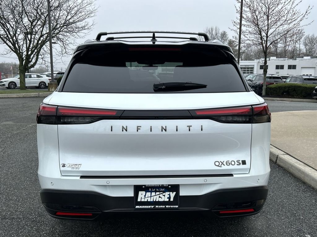 Certified 2026 INFINITI QX60 Sport w/ Dark Cargo Package image 27