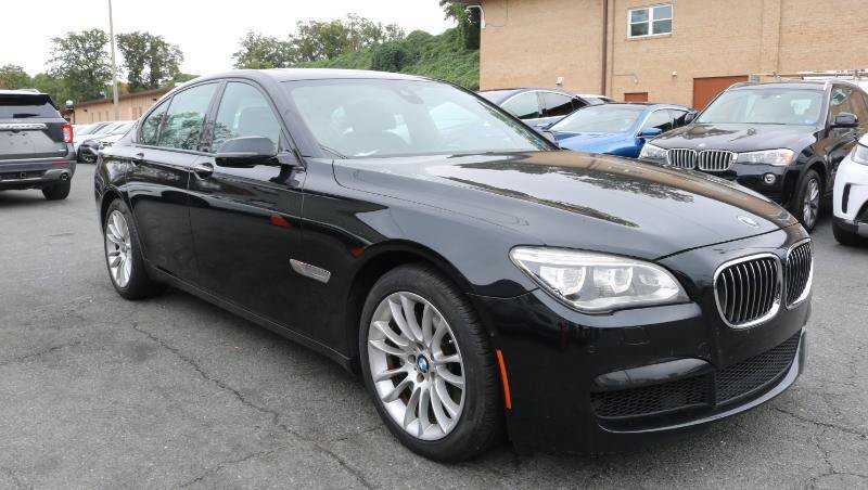 Used 2015 BMW 740i RWD image 3
