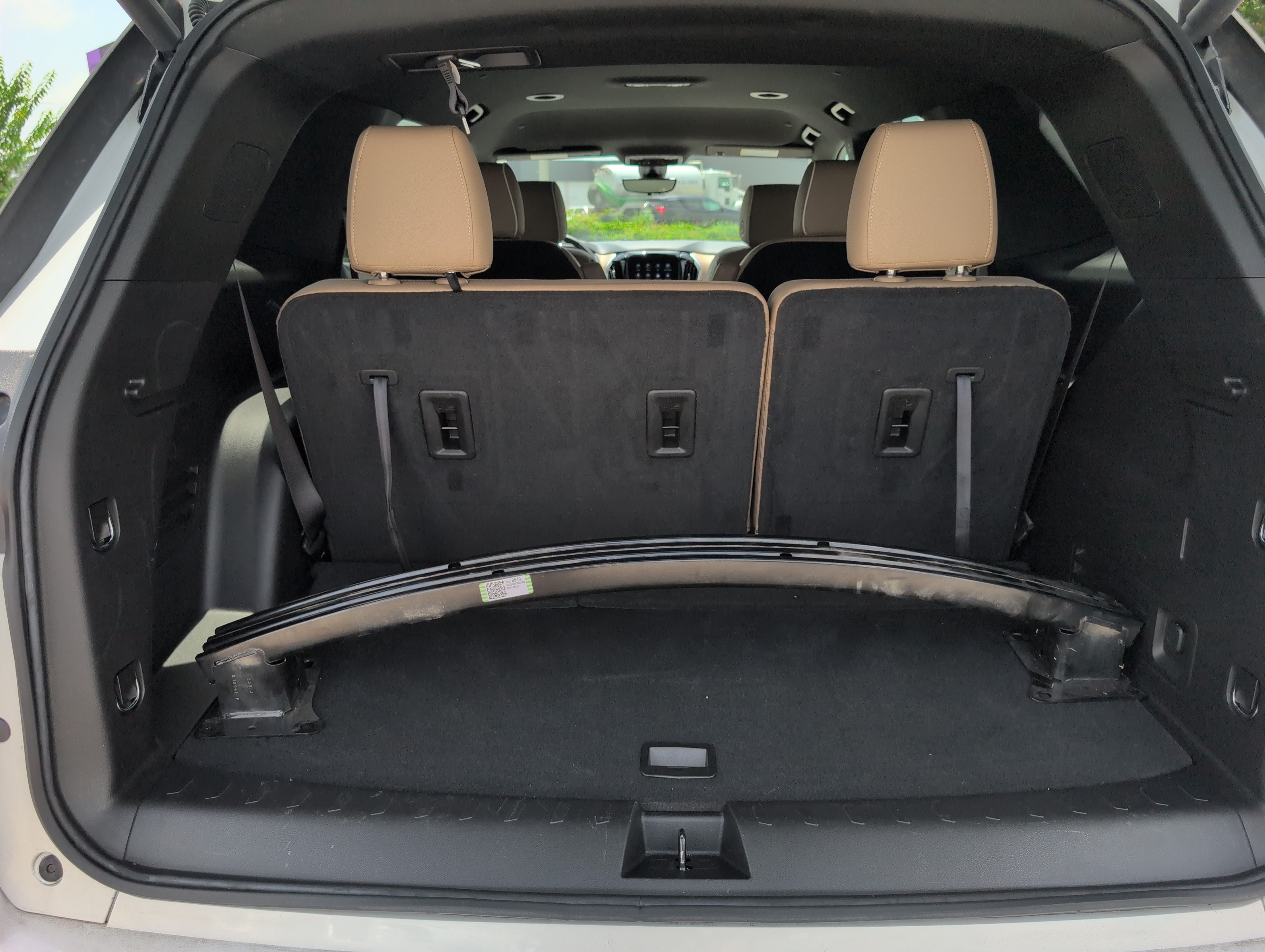 Used 2023 Chevrolet Traverse Premier FWD image 5
