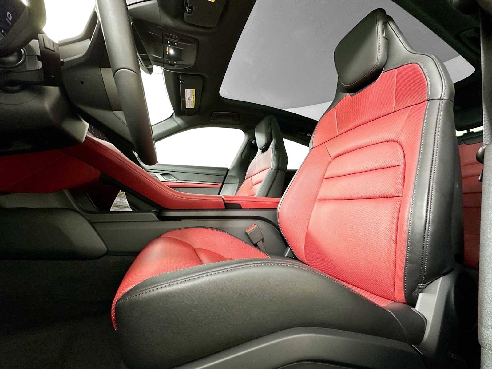 Certified 2025 Porsche Taycan image 5