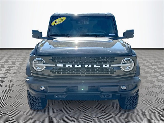 Used 2025 Ford Bronco Outer Banks image 2