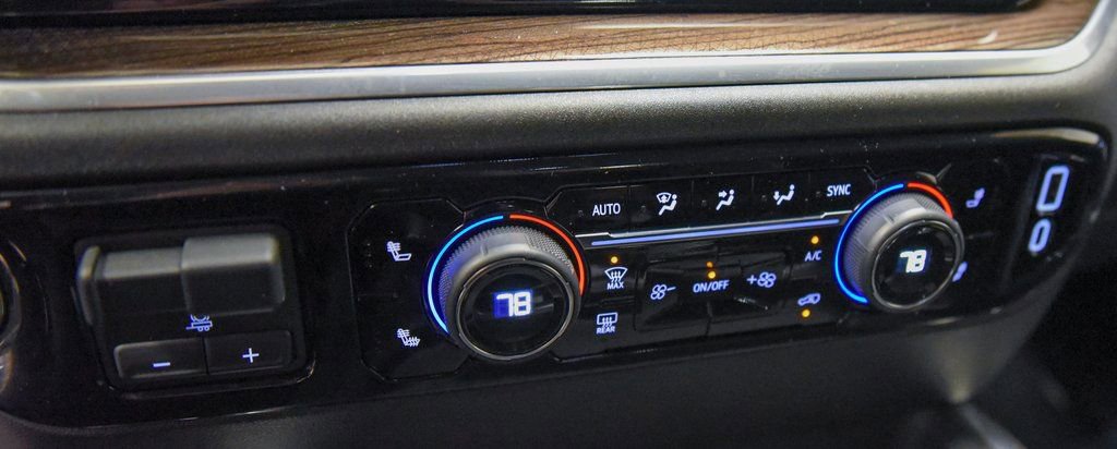 Used 2025 Chevrolet Silverado 2500 LT w/ Safety Package image 17