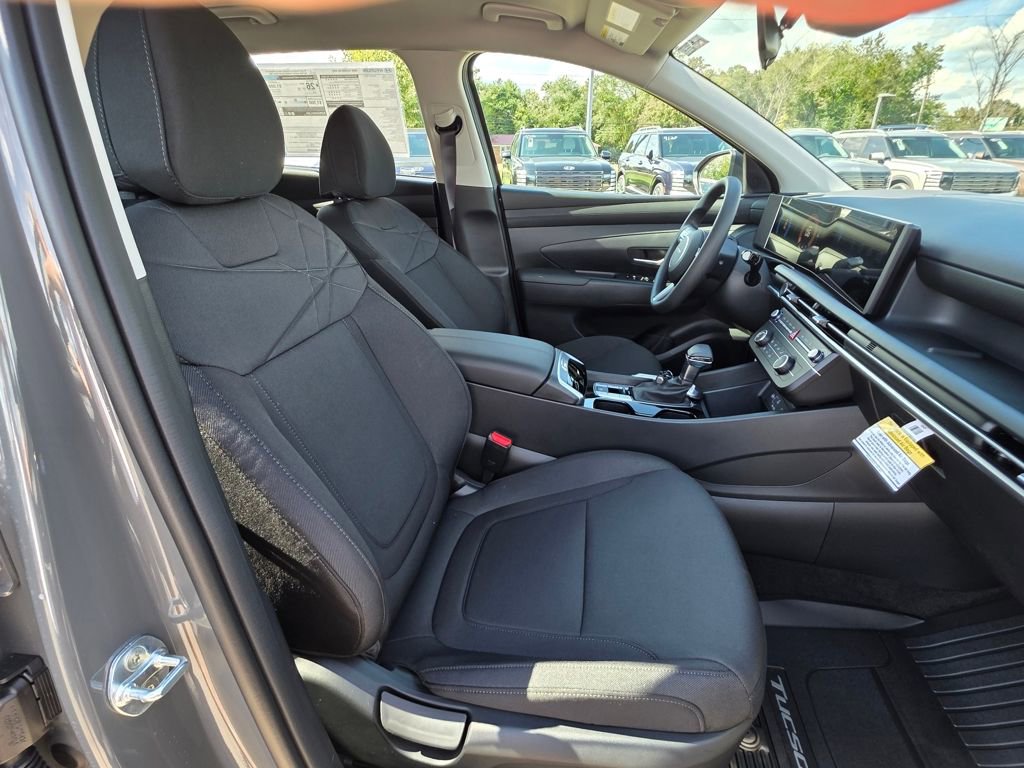 New 2026 Hyundai Tucson SE image 12