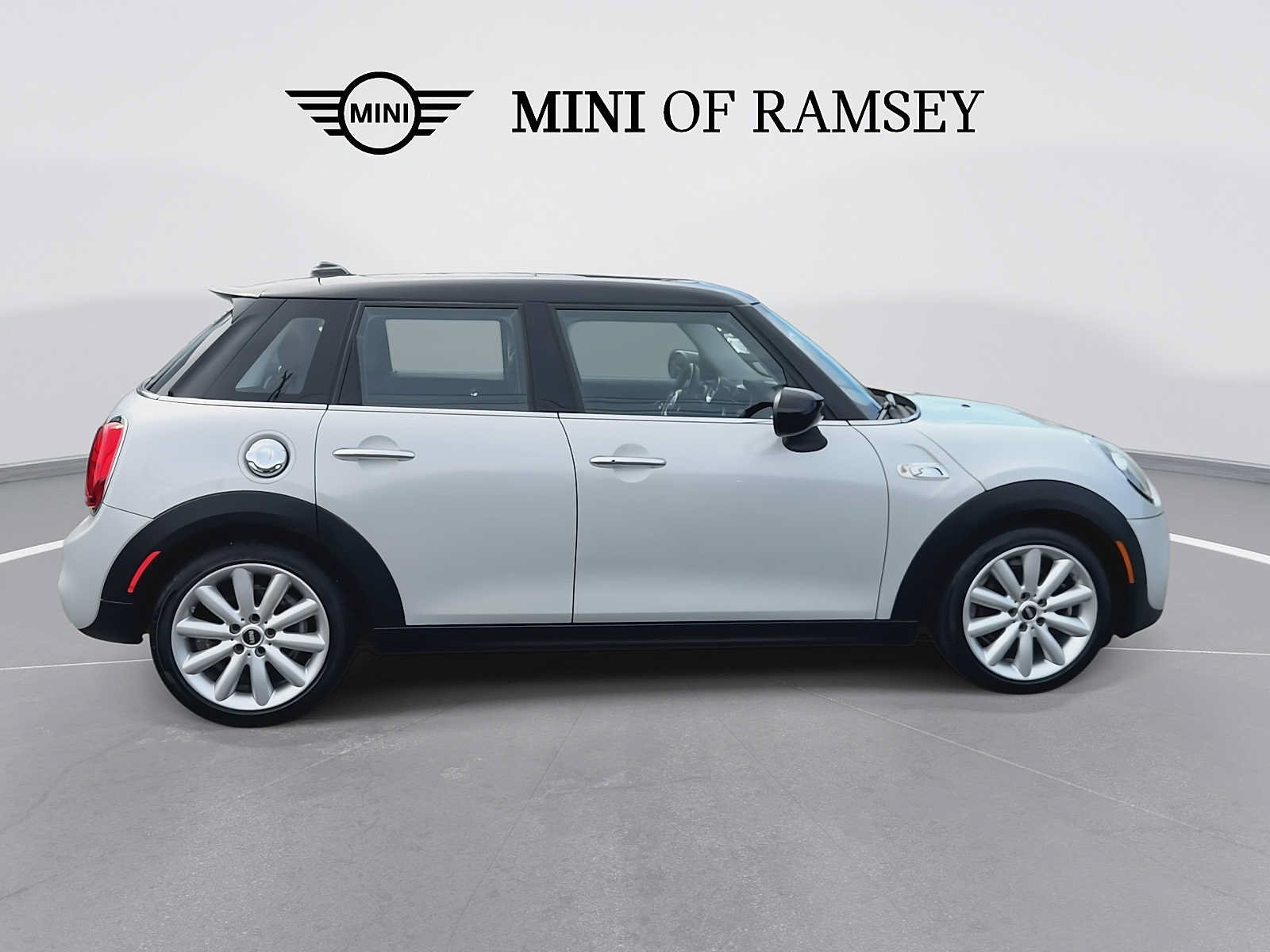 Used 2020 MINI Cooper S w/ Storage Package FWD image 9