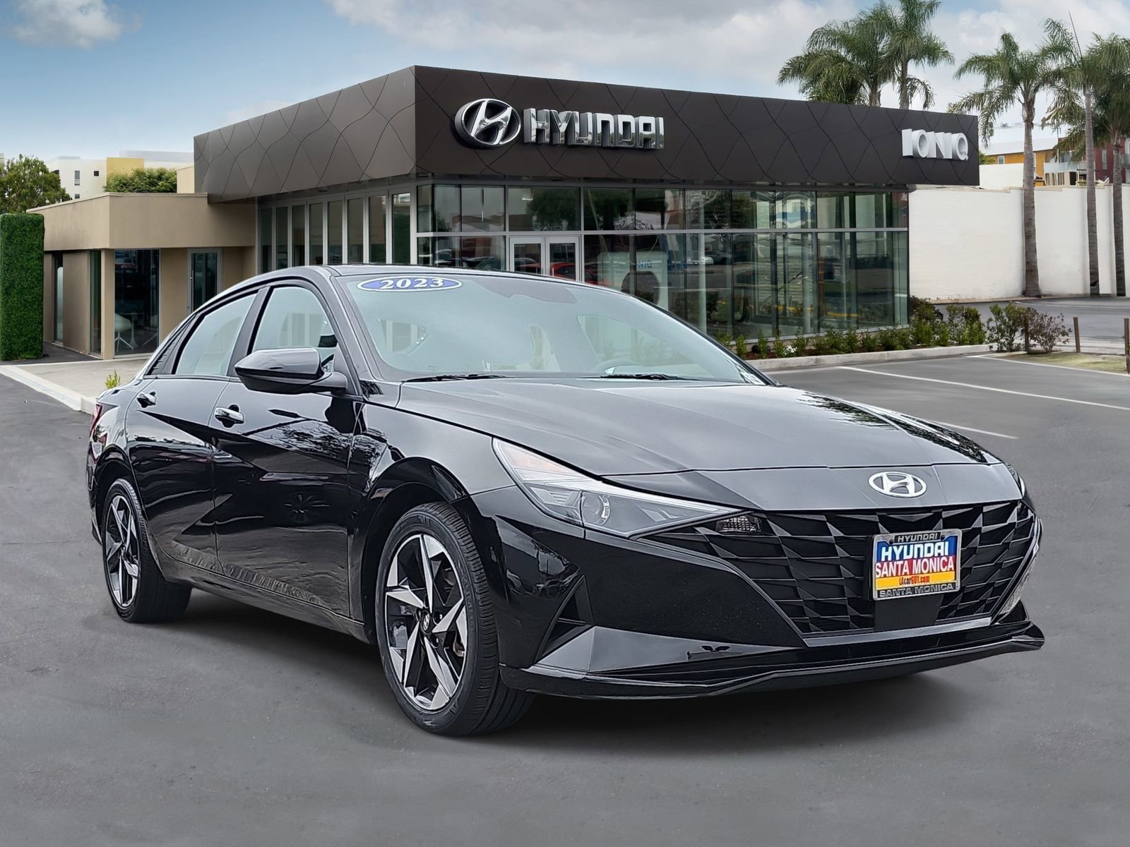 Certified 2023 Hyundai Elantra SEL w/ Convenience Package image 1