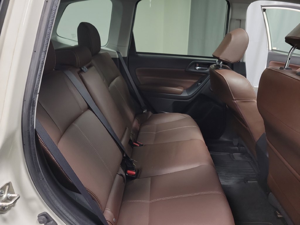 Used 2018 Subaru Forester 2.5i Touring w/ Popular Package #3B AWD/4WD image 32