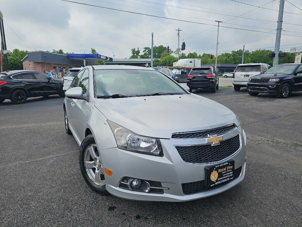 Used 2013 Chevrolet Cruze LT w/ RS Package FWD image 14