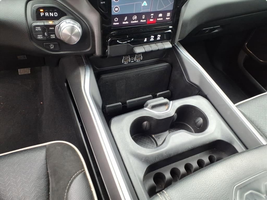 Used 2025 RAM 1500 Laramie w/ Sport Appearance Package image 22