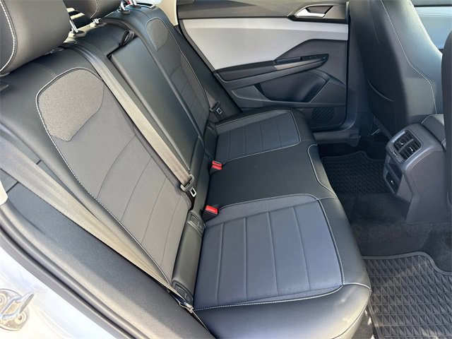 Certified 2023 Volkswagen Taos SE w/ Panoramic Sunroof Package image 25