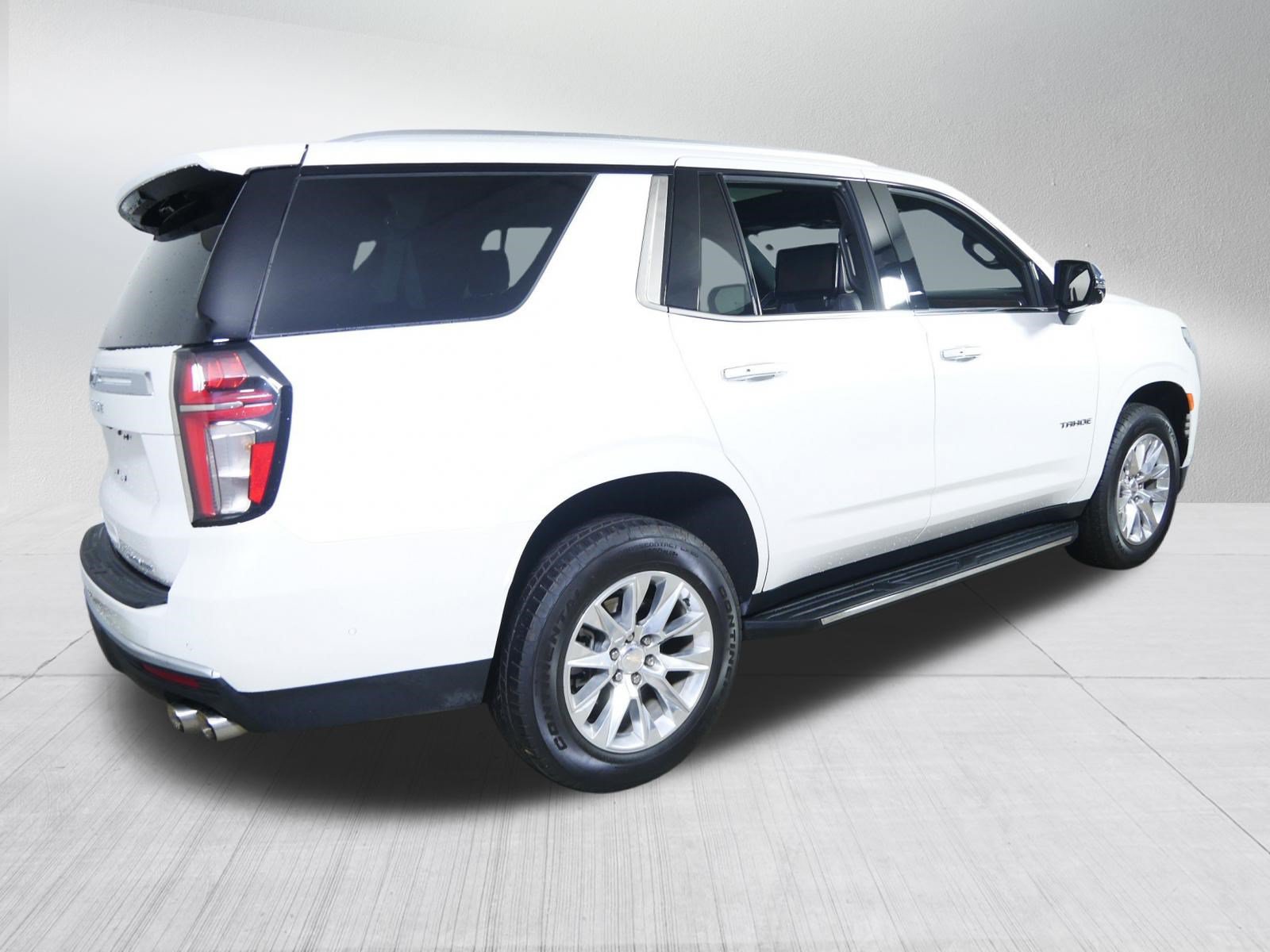 Used 2023 Chevrolet Tahoe Premier w/ Advanced Technology Package AWD/4WD image 7