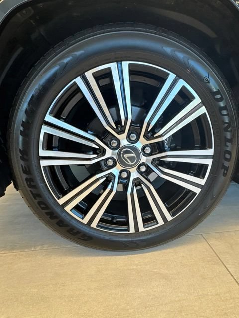 New 2026 Lexus LX 700h Luxury AWD/4WD image 3