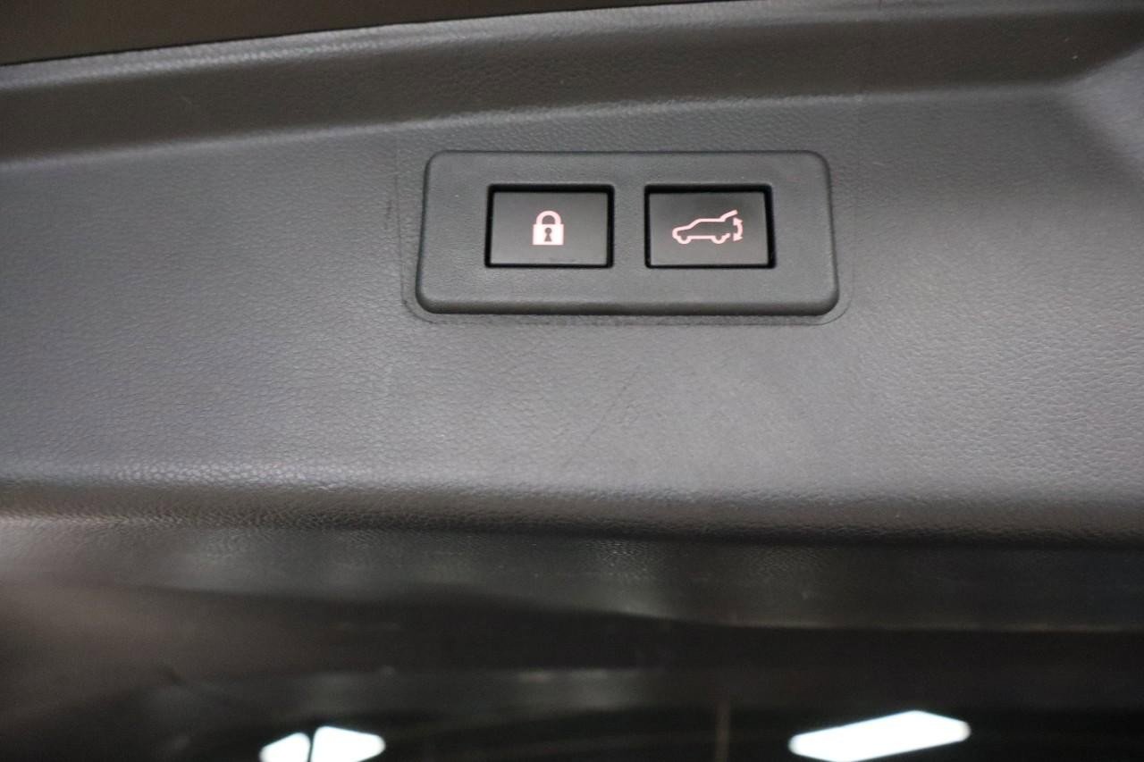 Used 2022 Subaru Outback Wilderness w/ Wilderness Package image 23