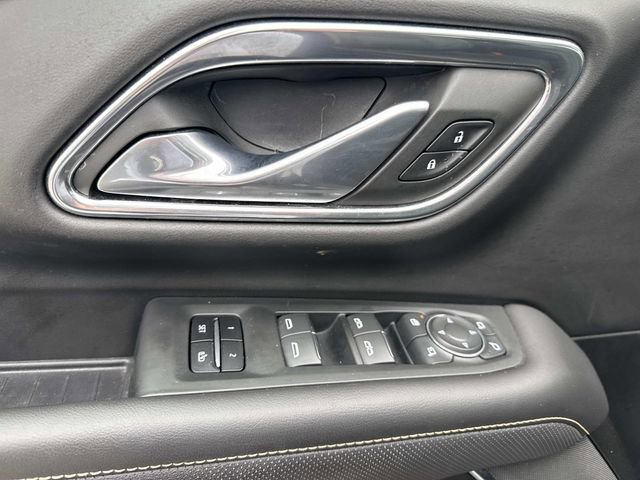 Used 2021 Chevrolet Suburban Premier image 17