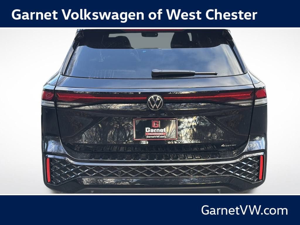 New 2026 Volkswagen Tiguan SE R-Line AWD/4WD image 4