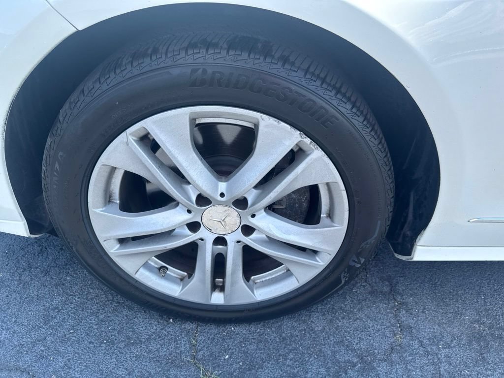 Used 2010 Mercedes-Benz E 350 Sedan image 44