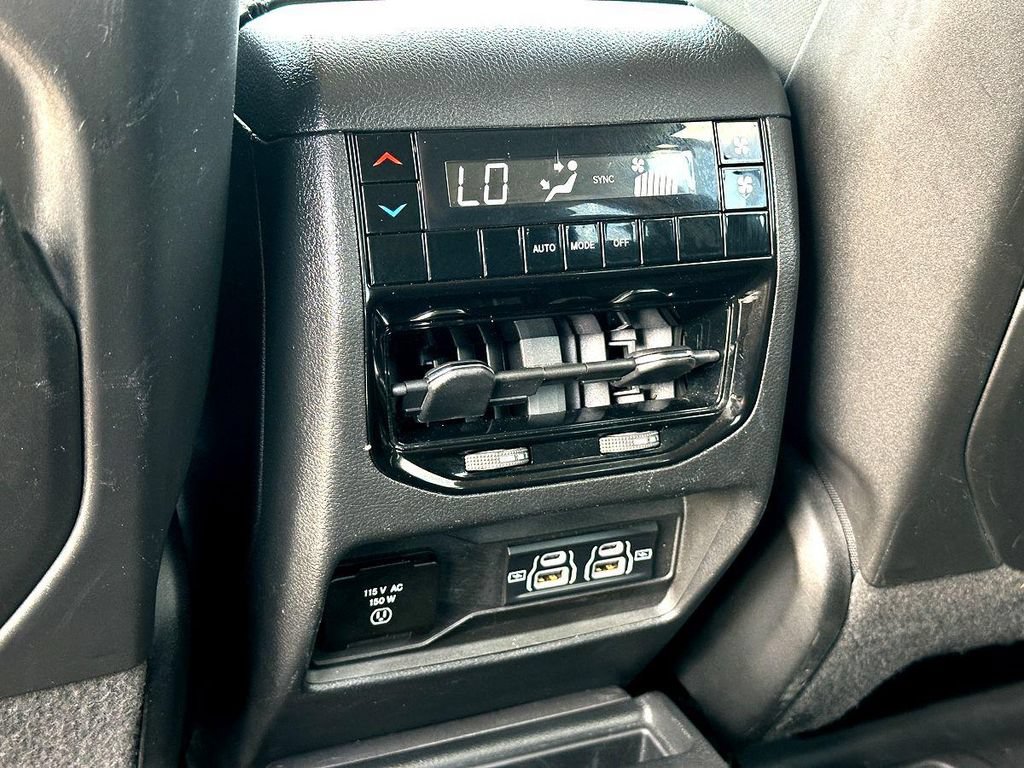 Used 2023 Jeep Grand Cherokee L Laredo w/ Luxury Tech Group I AWD/4WD image 22