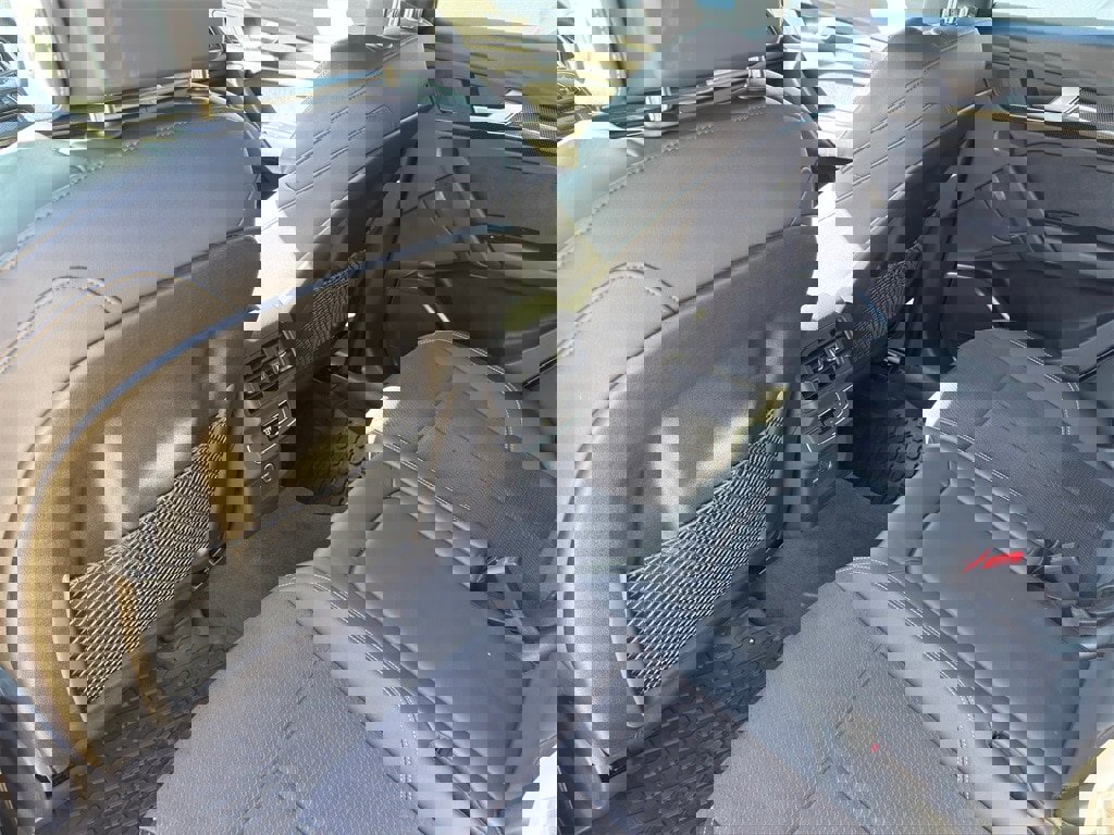 Used 2024 Audi SQ5 Premium image 24