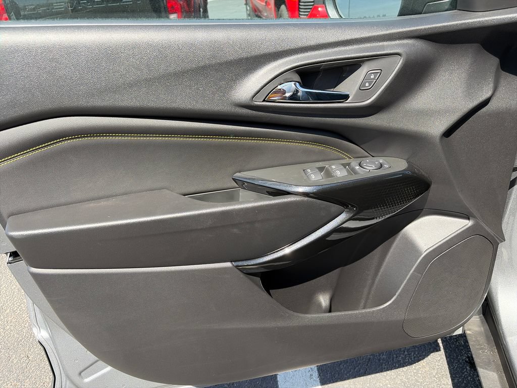 New 2026 Chevrolet Trax ACTIV w/ Driver Confidence Package FWD image 16