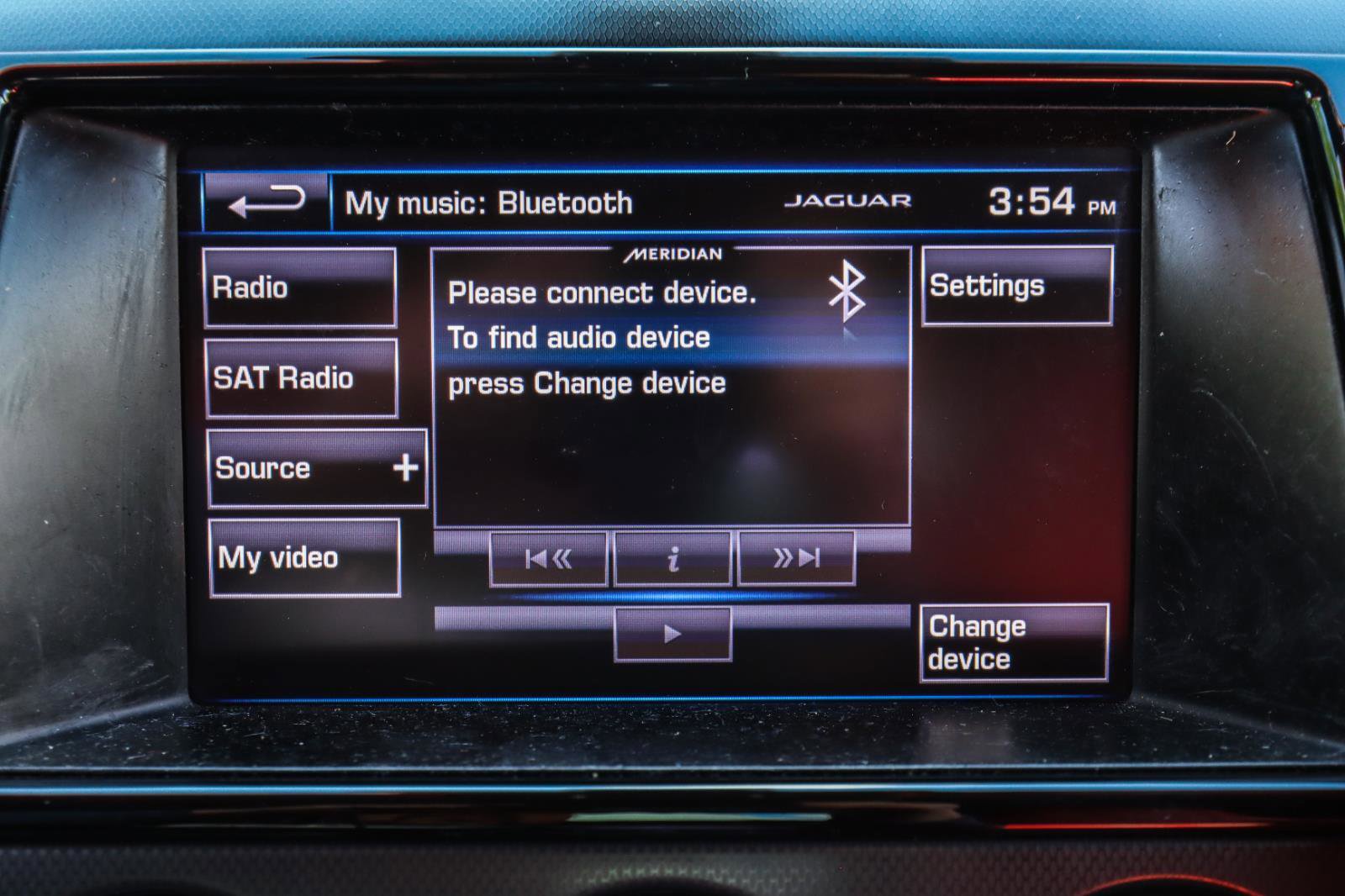 Used 2014 Jaguar F-TYPE S image 12