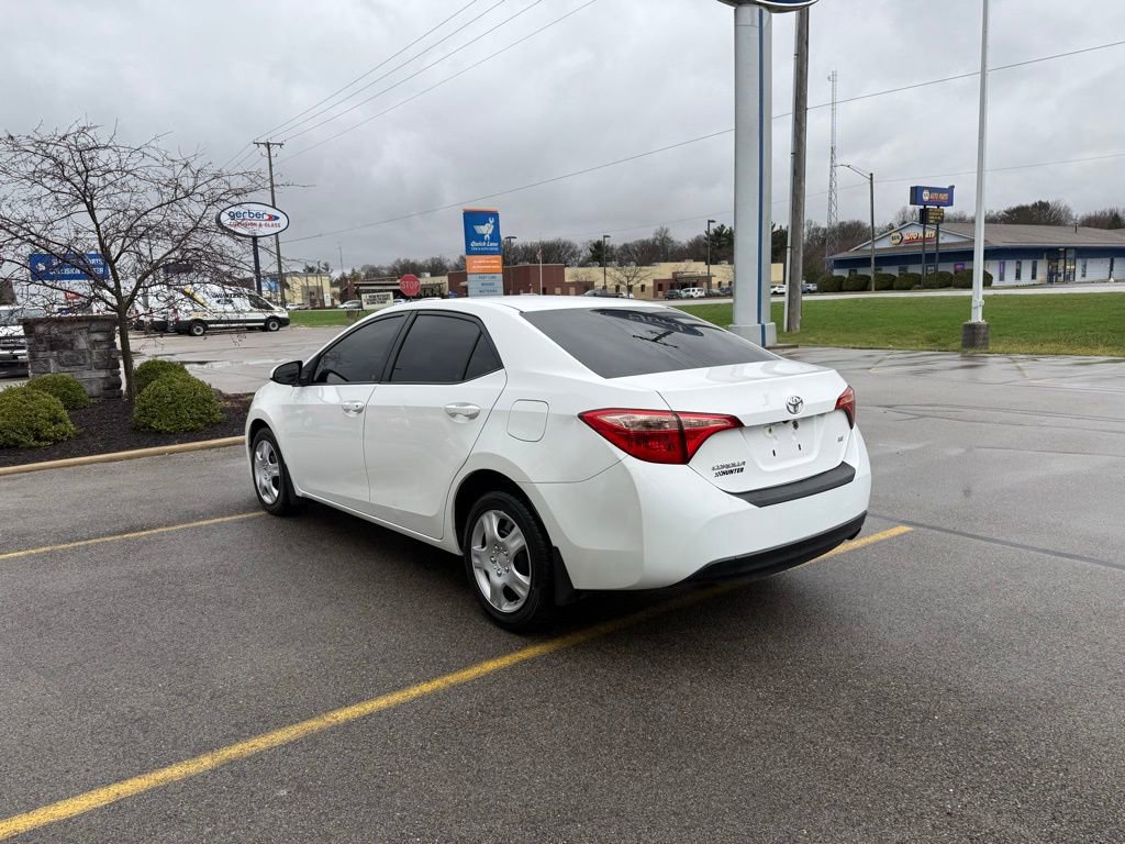 Used 2017 Toyota Corolla LE w/ Carpet Mat Package (TMS) image 31