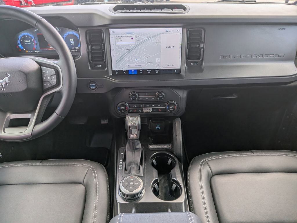 Certified 2025 Ford Bronco Badlands AWD/4WD image 16
