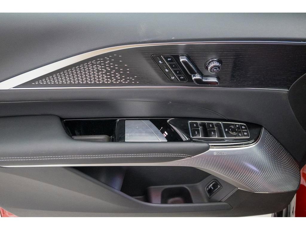 New 2026 Cadillac Lyriq V w/ Exterior Carbon Fiber Package image 14