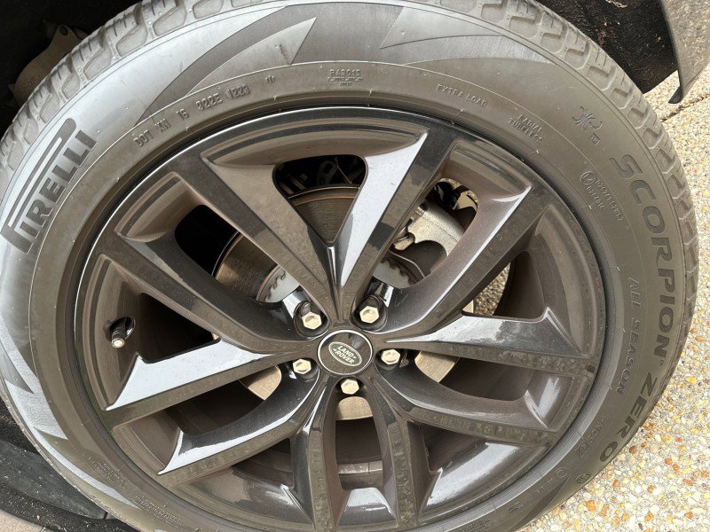 Used 2024 Land Rover Range Rover Velar Dynamic SE image 50