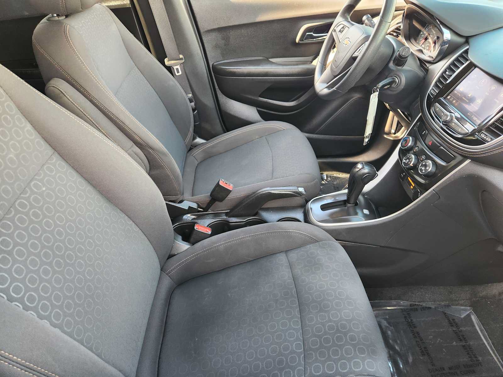Used 2021 Chevrolet Trax LS w/ Tint and Cruise Package FWD image 13