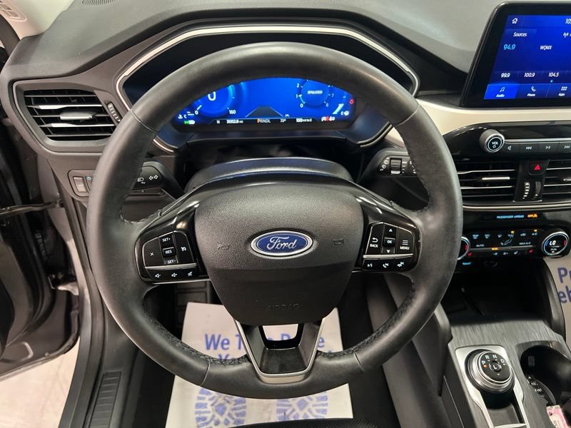 Used 2021 Ford Escape SEL w/ Technology Package AWD/4WD image 27
