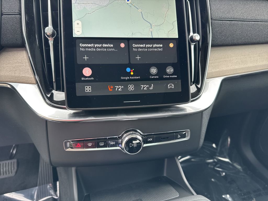 New 2025 Volvo XC90 T8 Plus w/ Protection Package Premier image 24