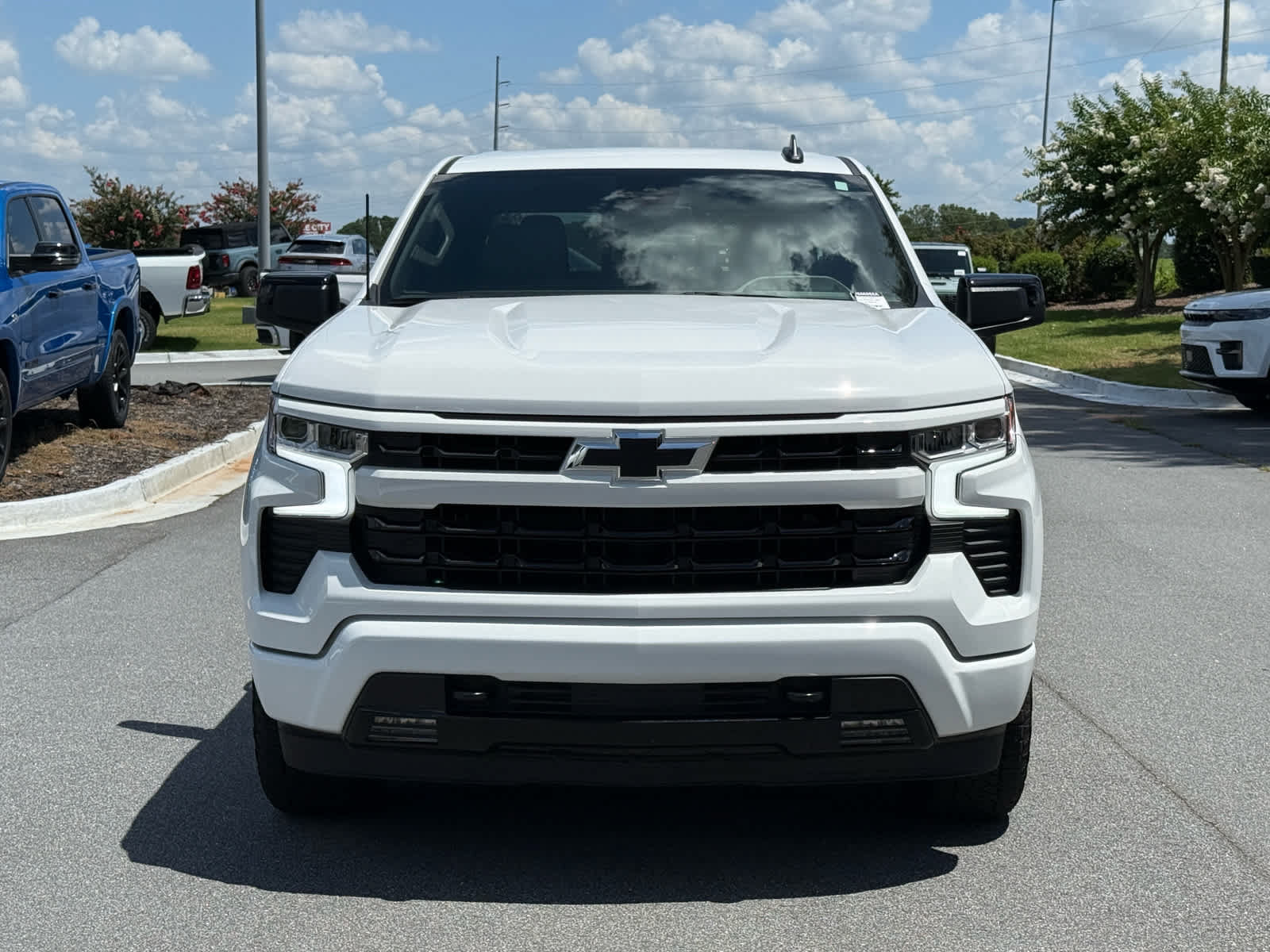 Used 2024 Chevrolet Silverado 1500 RST w/ Convenience Package II AWD/4WD image 8