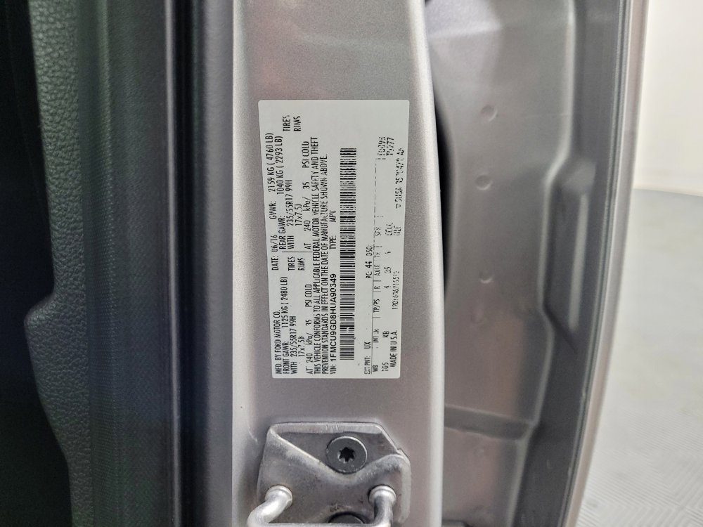 Used 2017 Ford Escape SE w/ SE Cold Weather Package image 33