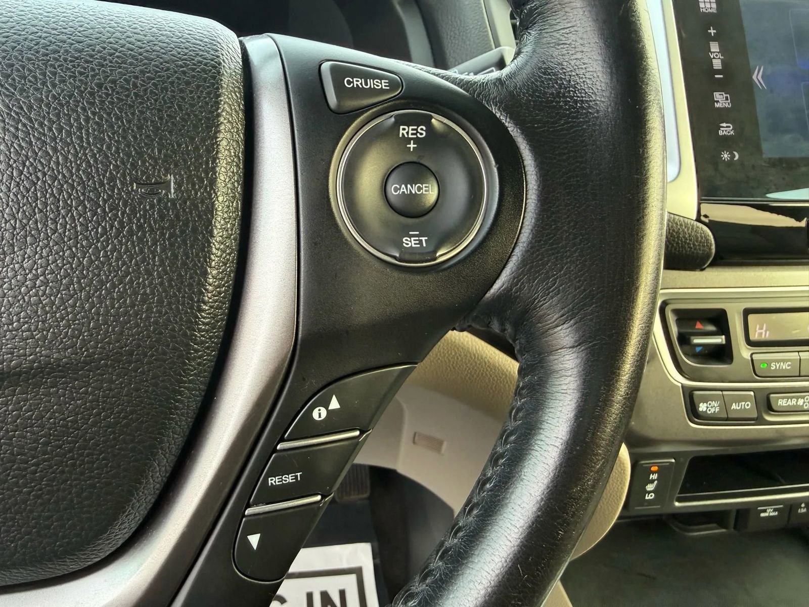 Used 2016 Honda Pilot EX-L image 23