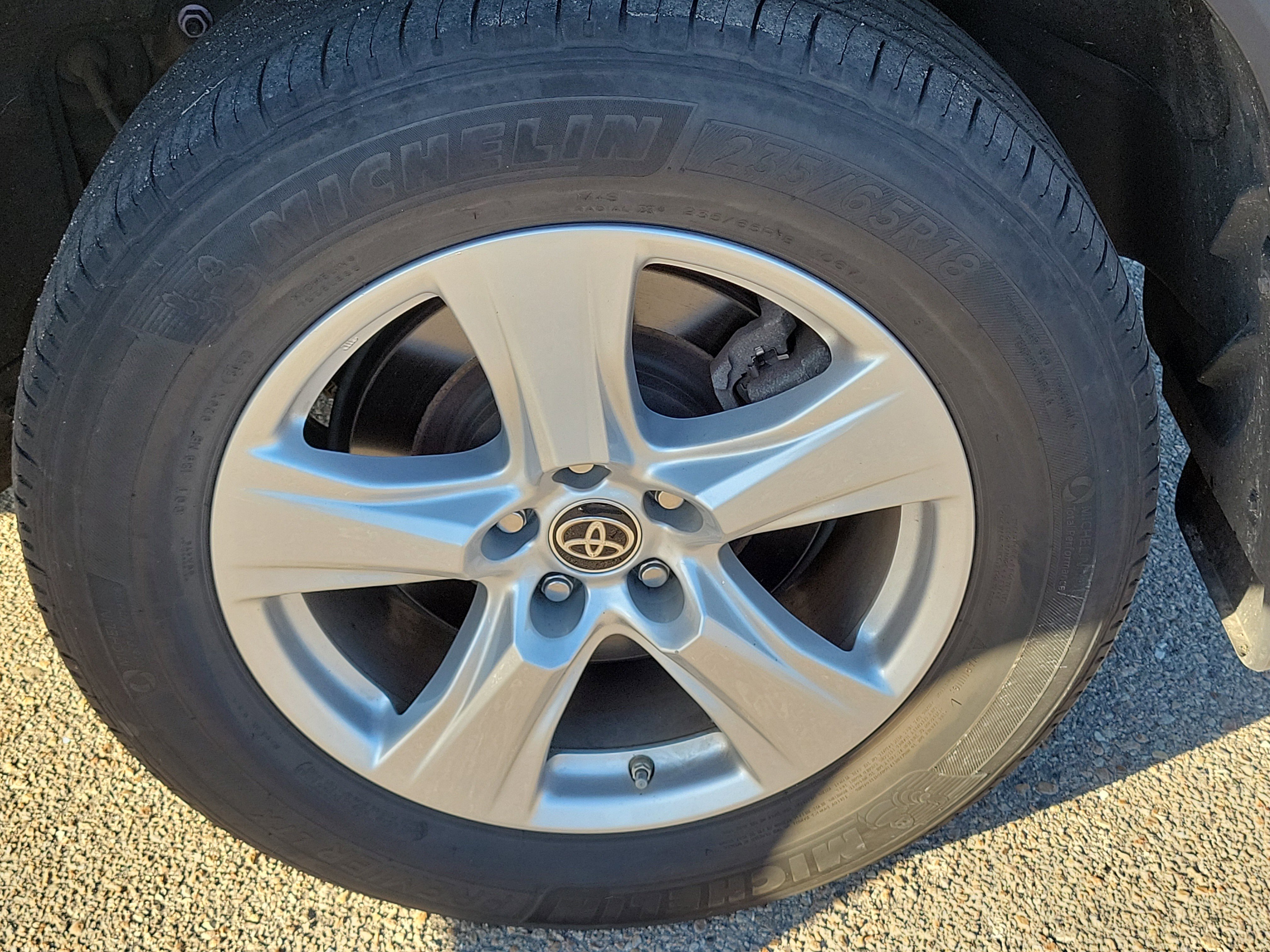 Used 2023 Toyota Highlander LE image 8