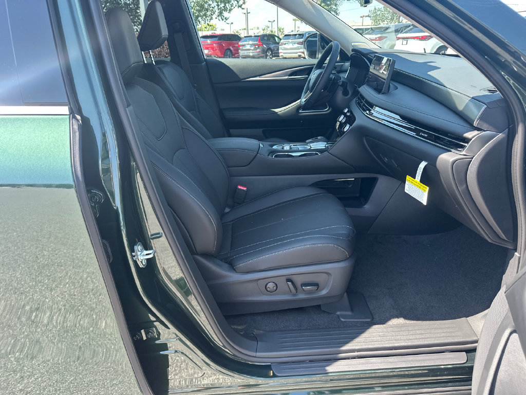 New 2027 INFINITI QX60 Luxe w/ Cargo Package FWD image 11