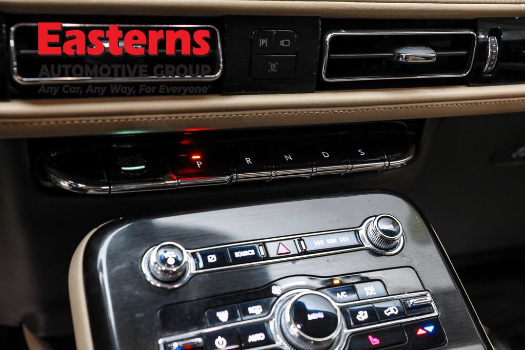 Used 2022 Lincoln Nautilus AWD w/ Premium Package image 13
