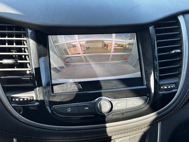 Certified 2022 Chevrolet Trax LT w/ LT Convenience Package image 4