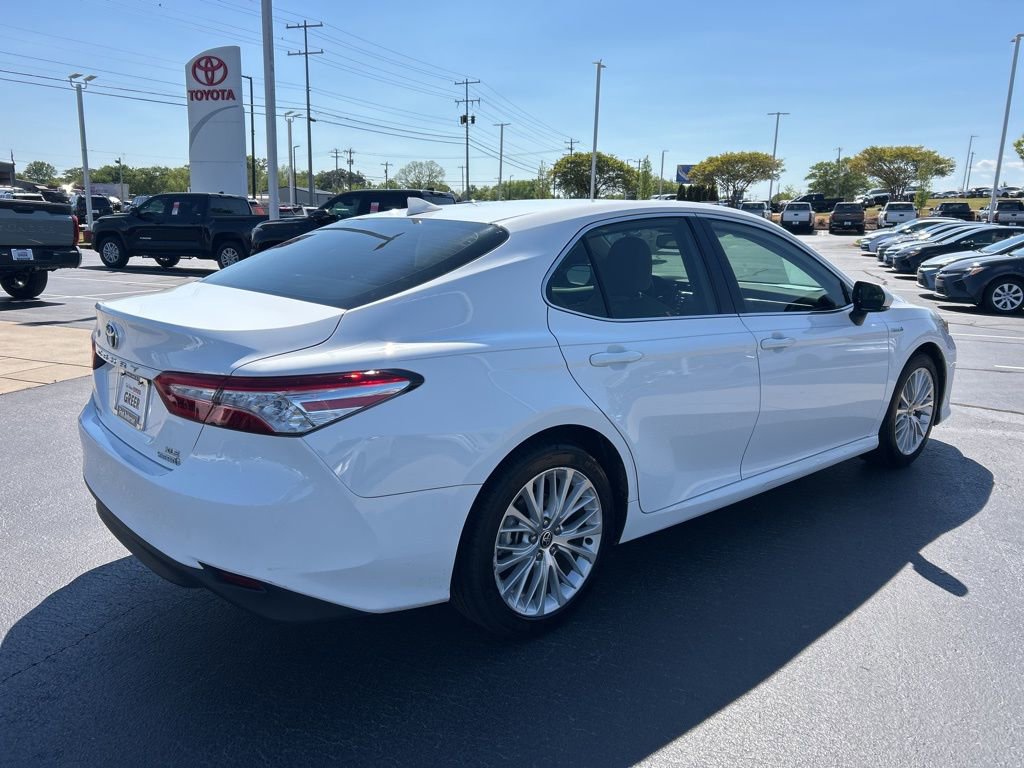 Used 2020 Toyota Camry XLE image 17