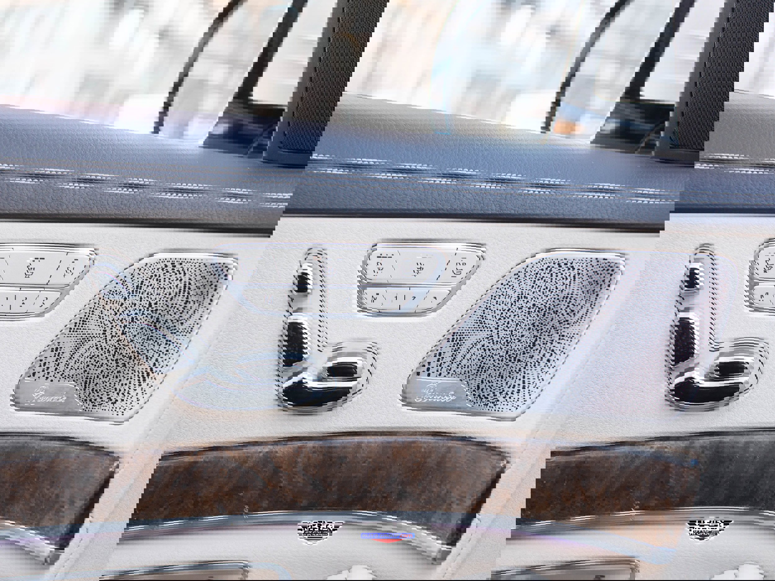 Used 2015 Mercedes-Benz S 550 Sedan w/ Premium 1 Package image 43